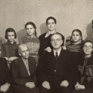 Три поколения семьи Качаловых